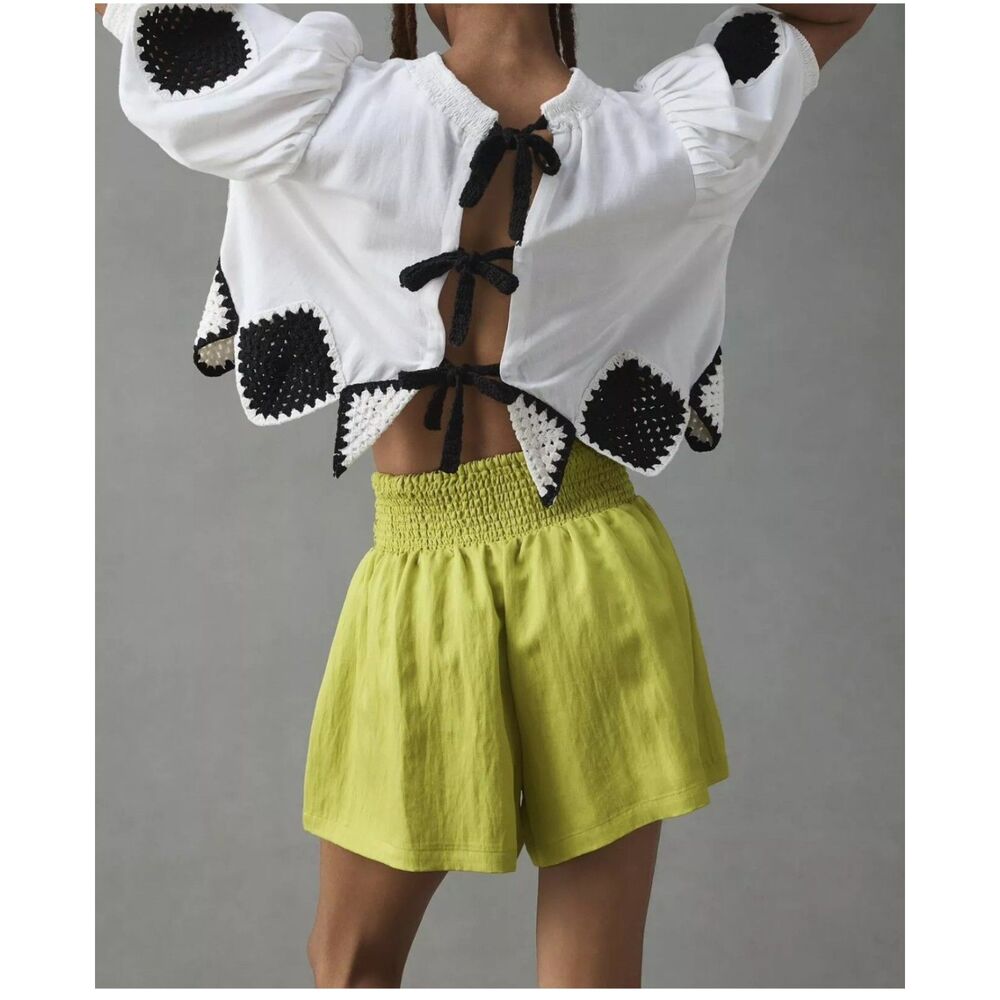 By Anthropologie Ruched shorts size small - Picture 2 of 7